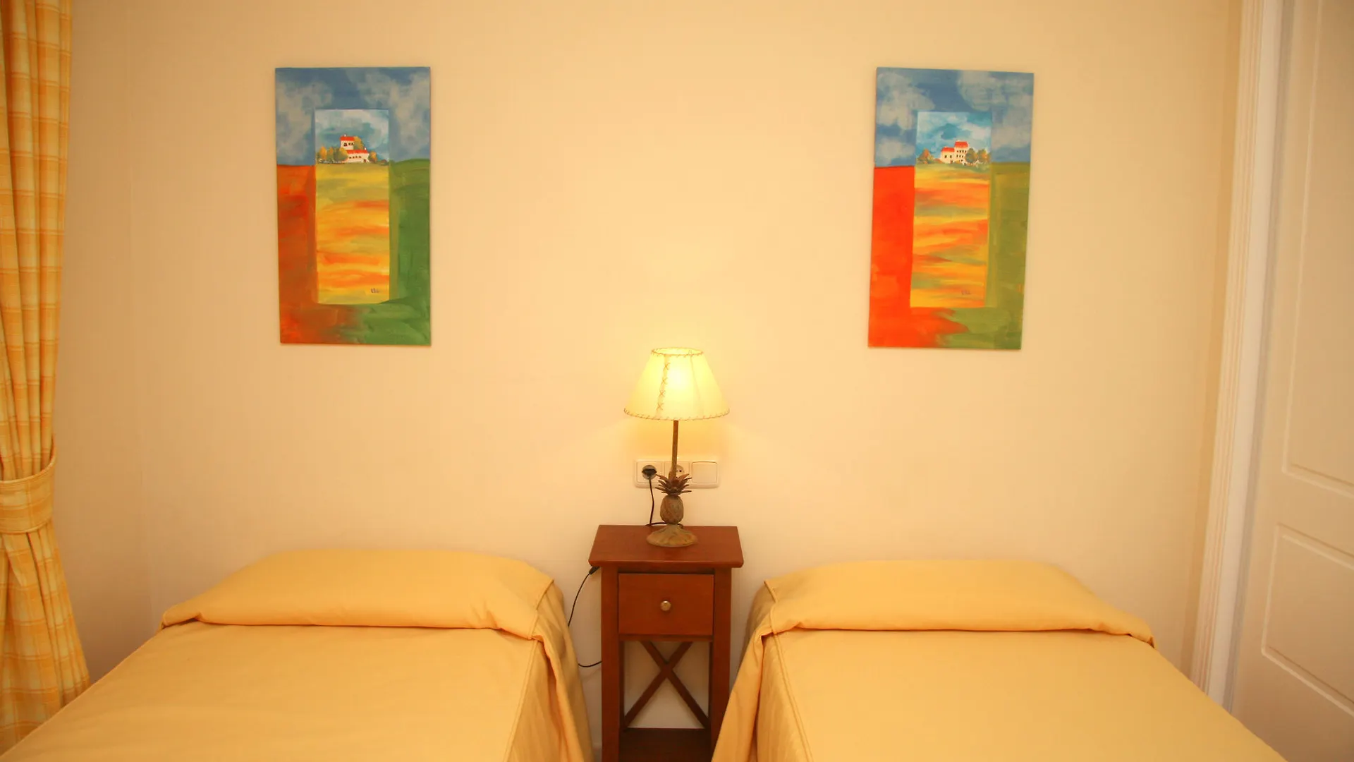 Apartments Jardines De Santa Maria Marbella