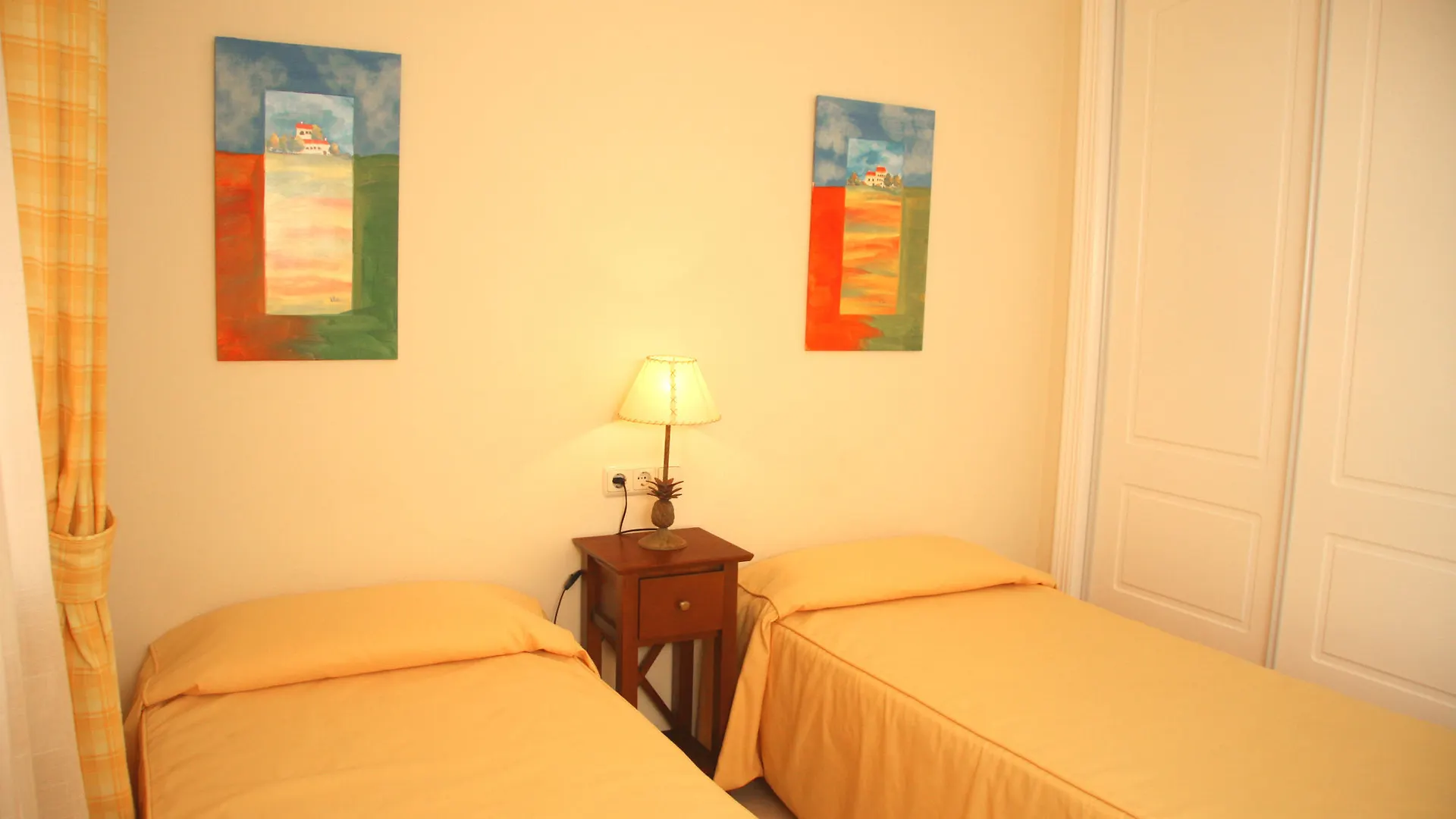 Apartments Jardines De Santa Maria Marbella 0*,